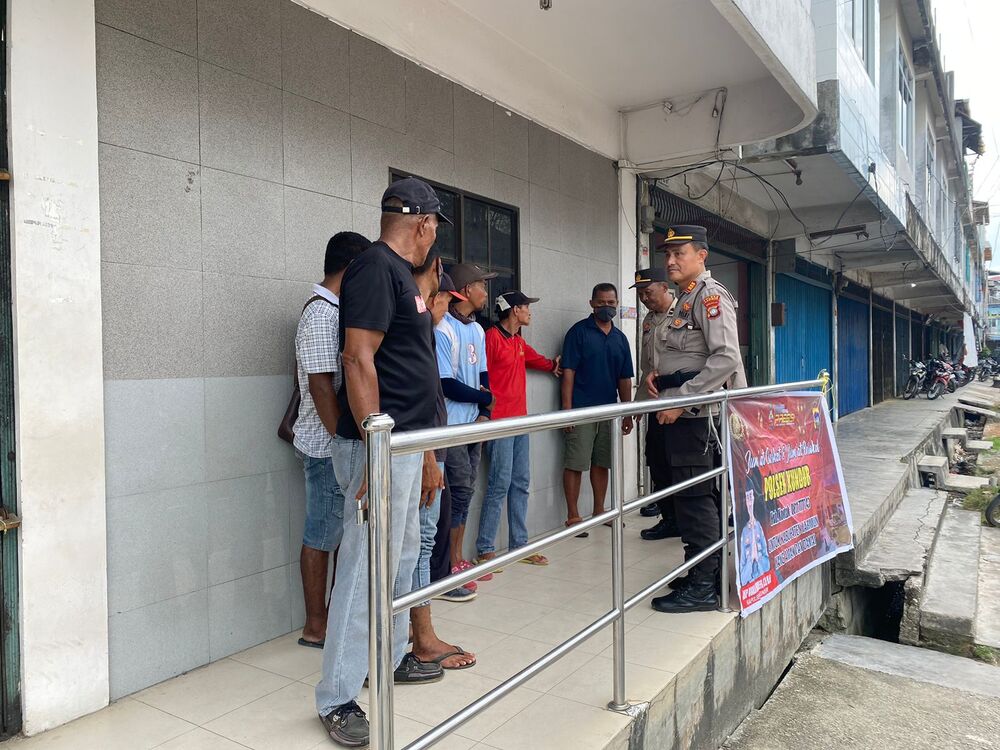 Polsek Kundur Gelar Jum'at Curhat di Wisma Intan Tanjung Batu Kota