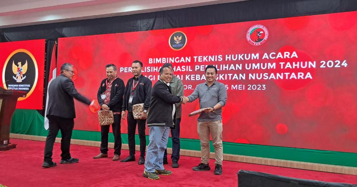 Advokat Filemon Halawa Raih Juara 1 se-Indonesia Bimtek Sengketa Pemilu yang Diselenggarakan MK di Bogor
