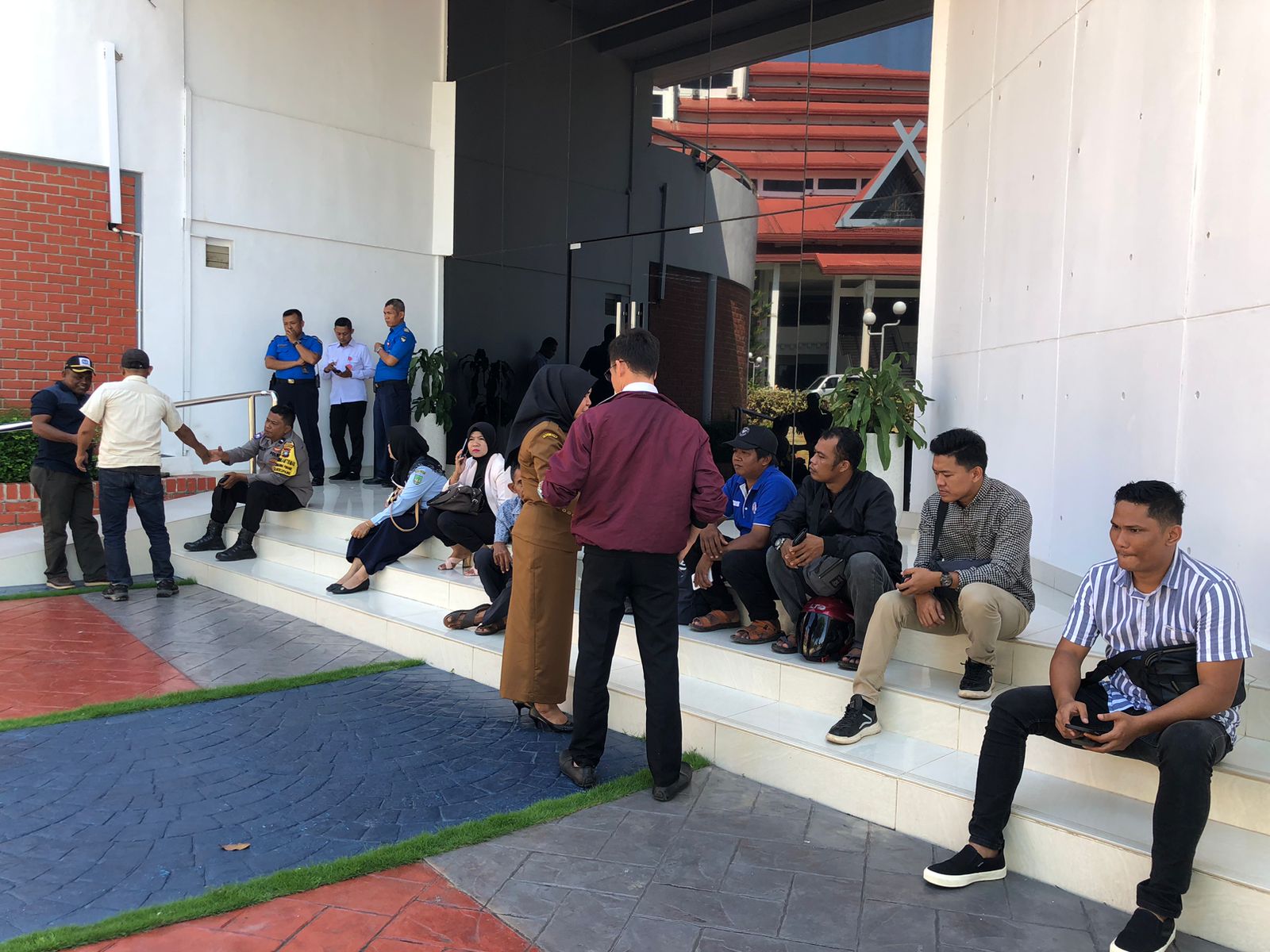 Warga Kota Batam Temui Direktur BU SPAM BP Batam Terkait Air Bersih