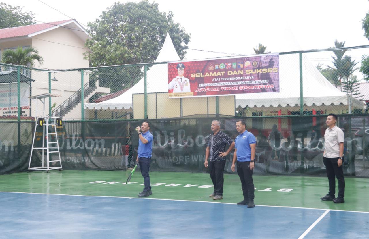 Kapolresta Barelang Buka Turnamen Kejuaraan Tennis Lapangan Bhayangkara Cup