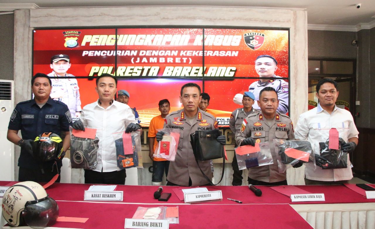 Kapolresta Barelang Gelar Konferensi Pers Terkait Pelaku Jambret WNA Asal Belanda