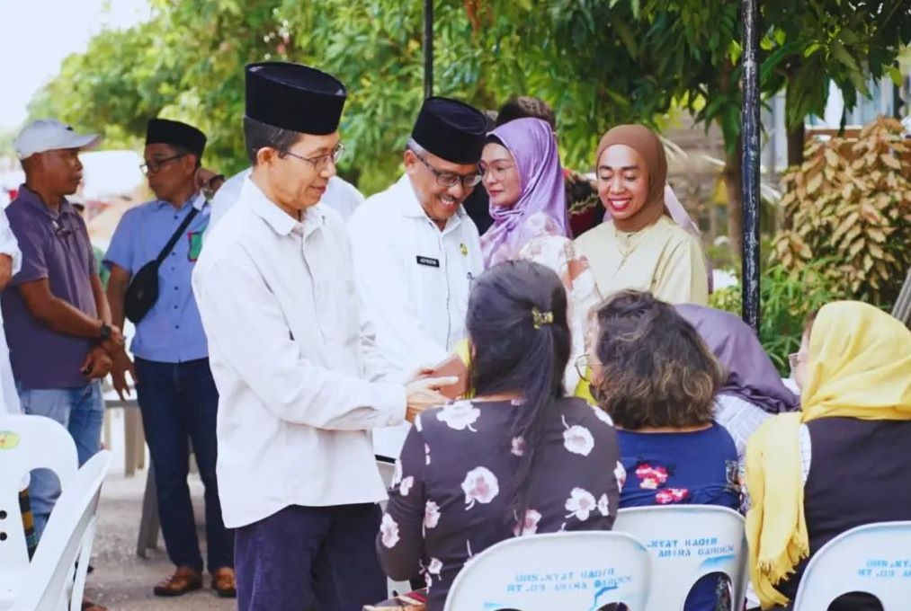 Amsakar Achmad Melakukan Takziah di Kediaman Almarhum Seorang Jurnalis Kota Batam