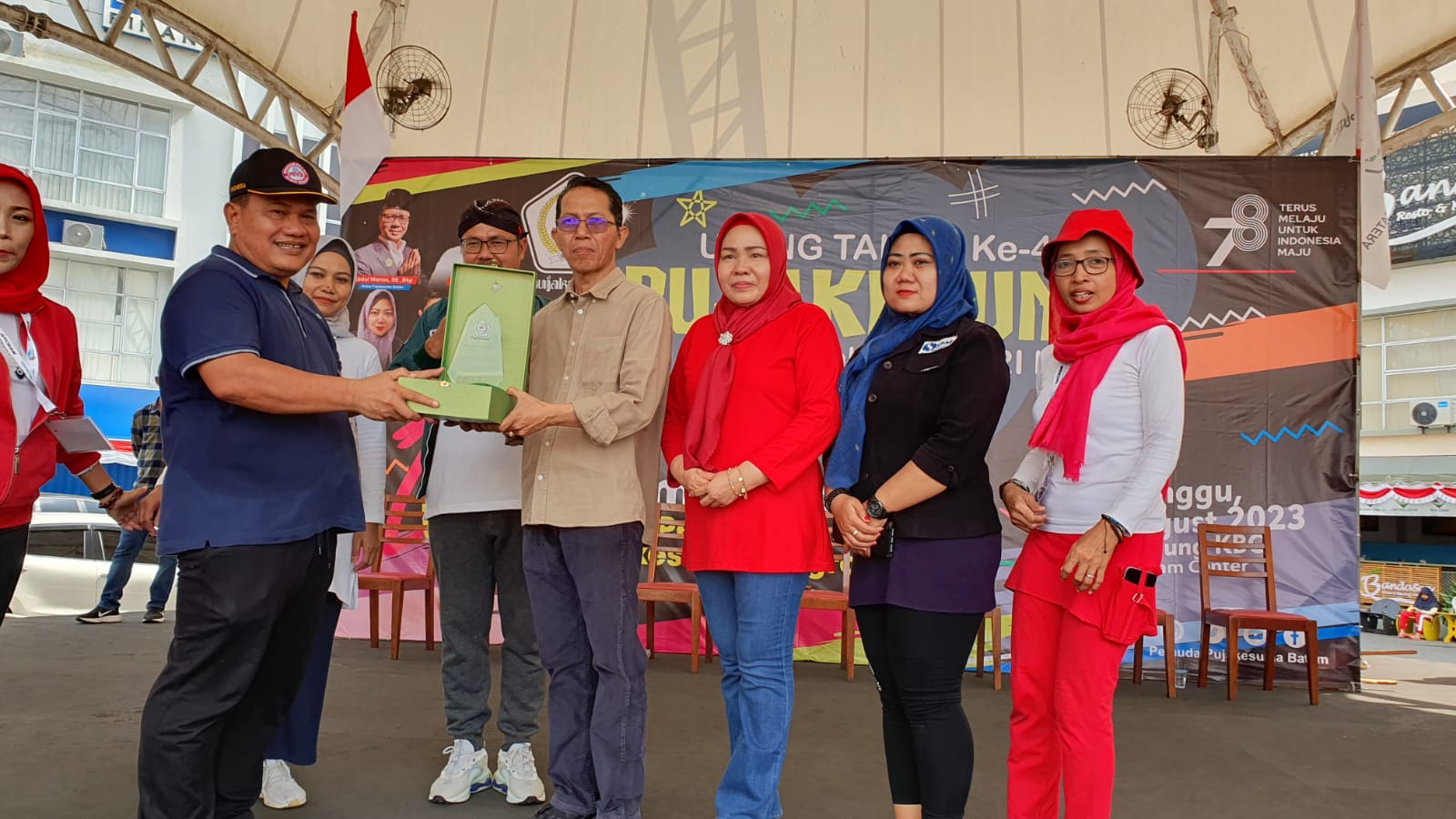 Amsakar Achmad Hadiri HUT Pujakesuma Ke 43 di KBC Kota Batam