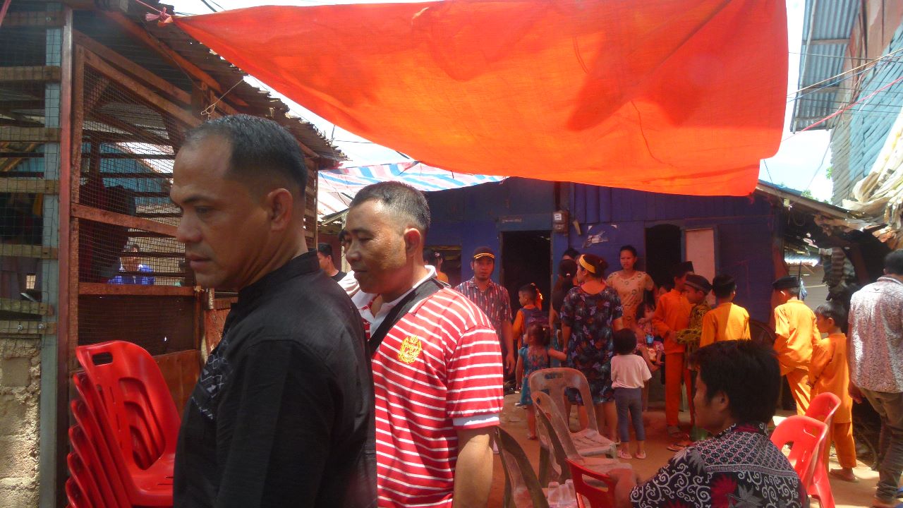 Teguh Gea Kunjungi Keluarga Korban Akibat Kestrum Aliran Listrik
