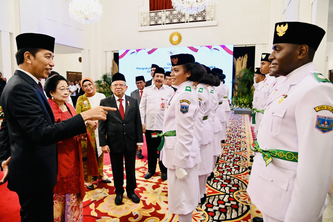 76 Anggota Paskibraka Tahun 2023 Dikukuhkan Presiden Joko Widodo