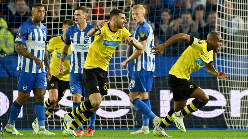 Bertanding di Amex Stadium, Brighton vs AEK Athena Tuntas dengan Skor 2 -3