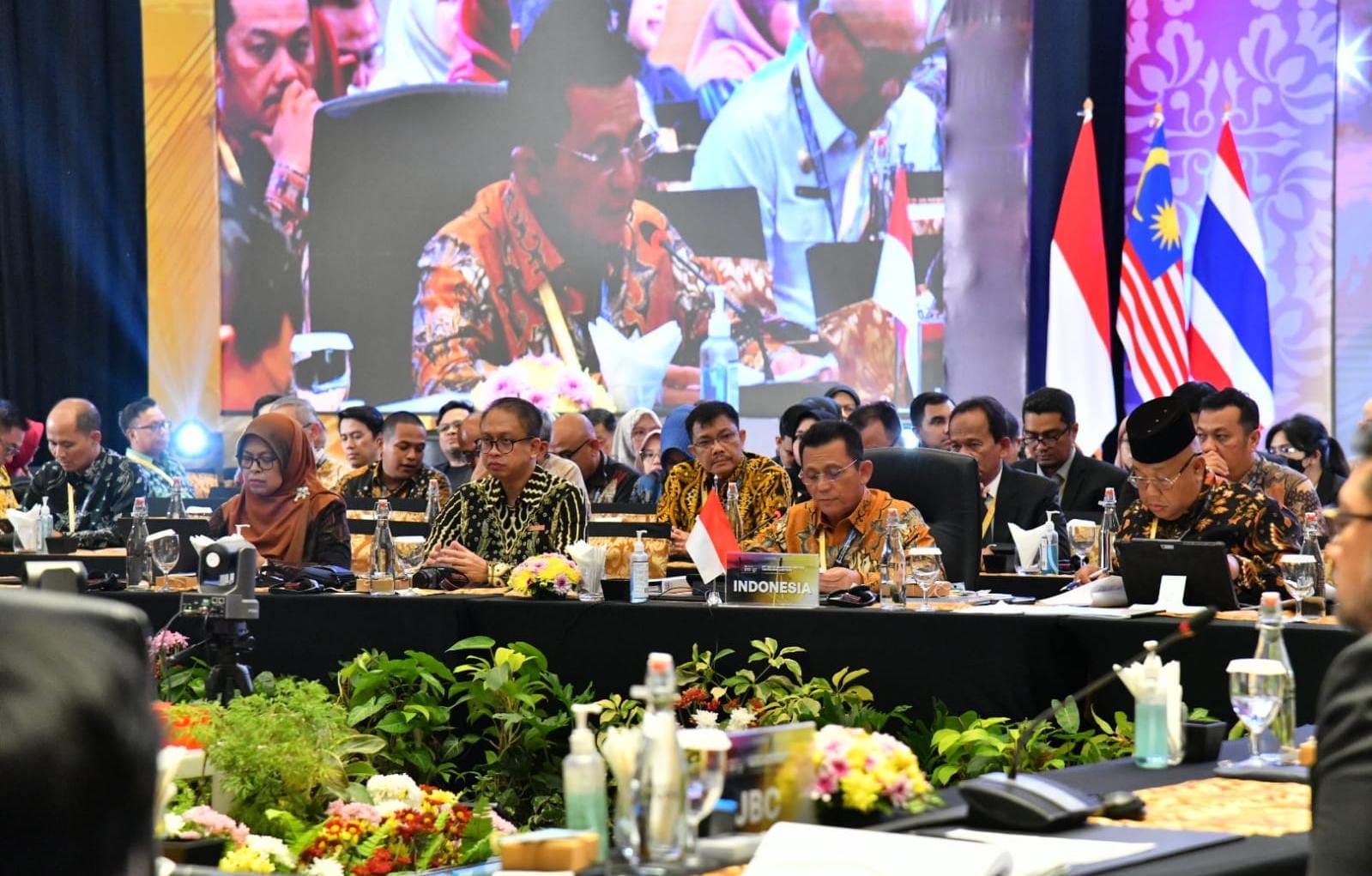 Gubernur Kepri Ahmad Sukses Memimpin Pertemuan IMT-GT CMGF di Batam