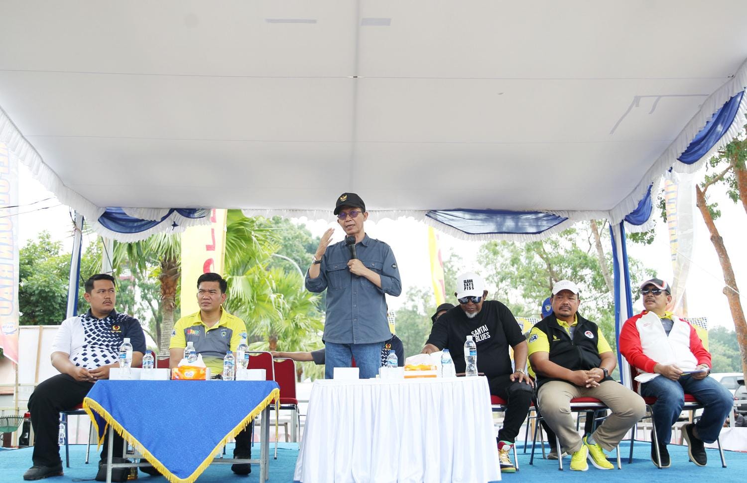 Amsakar Achmad Serukan Pentingnya Sportivitas dan Kebersamaan di Kejurda Drag Race Kepri