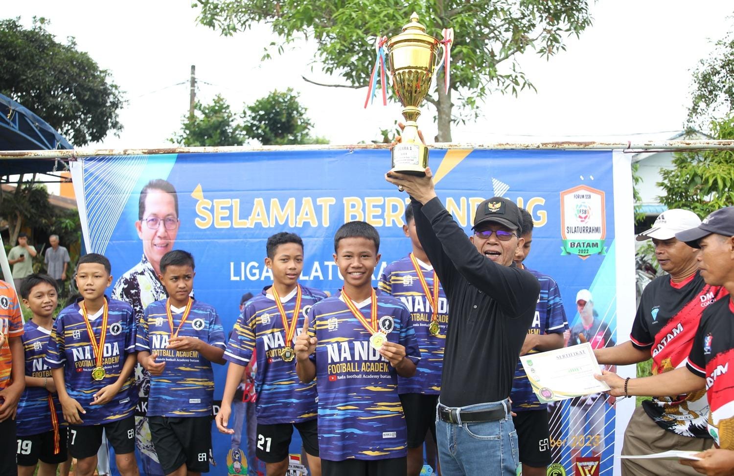 Amsakar Achmad Tutup Liga Silaturahmi Batam, Berikut Pesan dan Harapannya