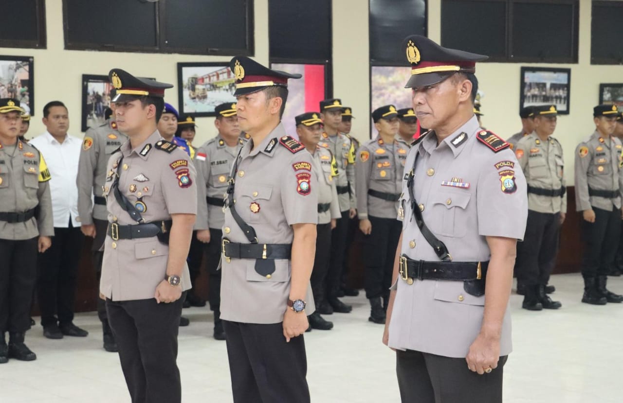 Kapolresta Barelang Pimpin Upacara Sertijab Kapolsek Batu Aji dan Kapolsek Sei Beduk