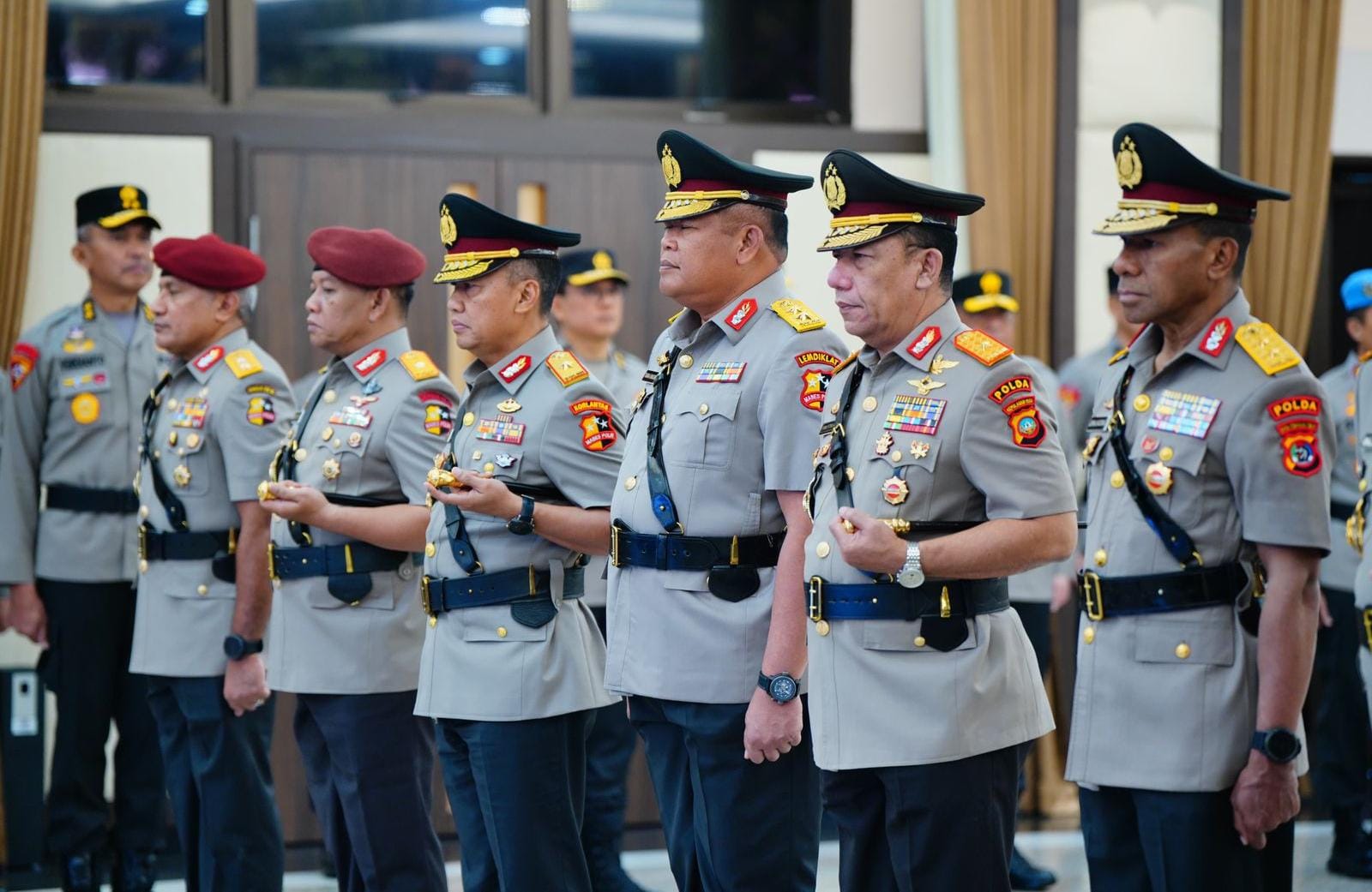 Kapolri Sigit Pimpin Sertijab 5 Kapolda Yan Fitri Halimansyah Resmi Resmi Jafi Kapolda Kepri