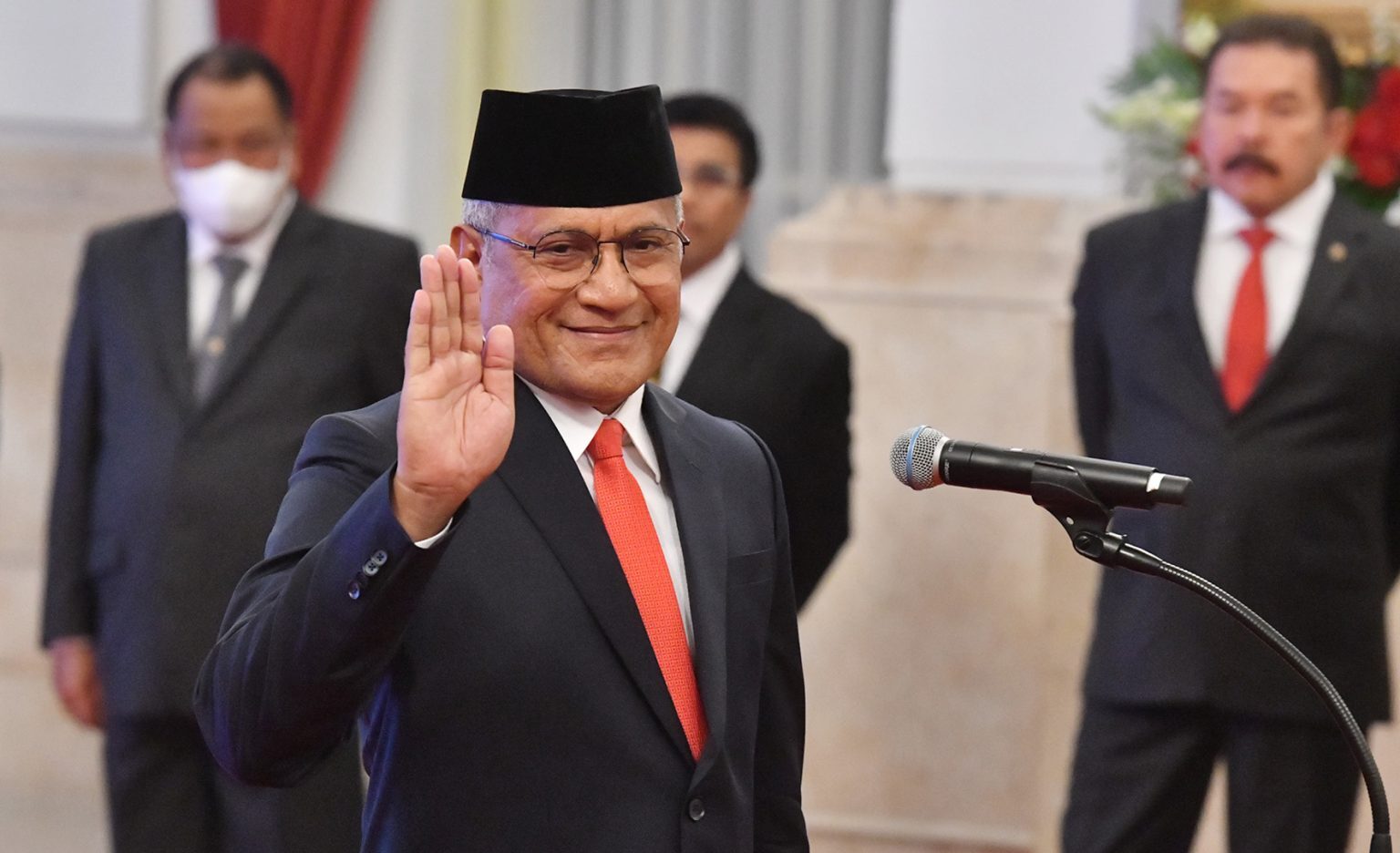 Presiden Jokowi Lantik Irjen Pol Marthinus Hukom sebagai Kepala BNN