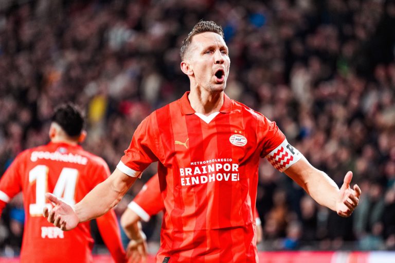 Ragam Fakta PSV yang Menggila di Erevidisie: 22 Laga, 62 Poin, 70 Gol!