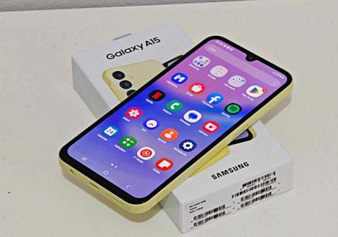 Samsung Galaxy A15: Naik Kelas Berkat Layar Amoled