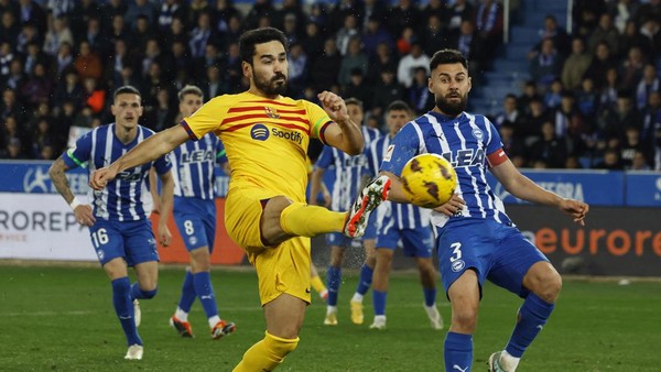 Hasil Alaves Vs Barcelona: Vitor Roque Kartu Merah