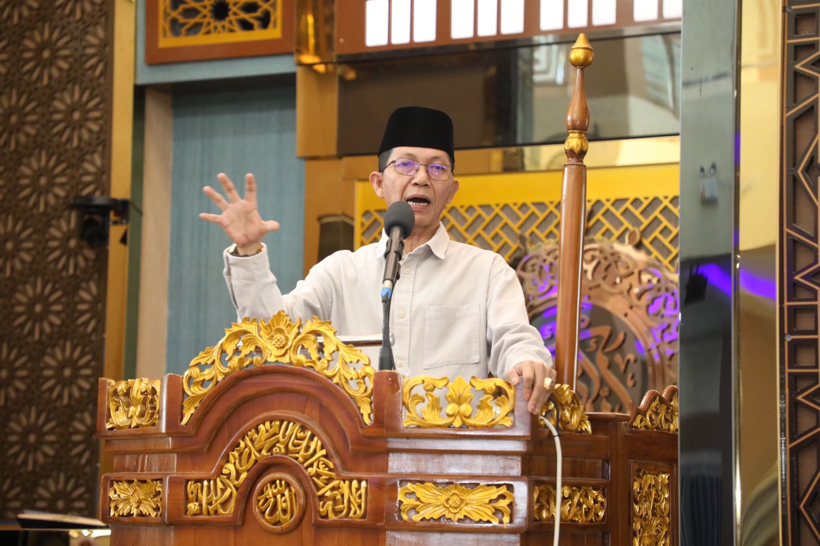 Pesan Amsakar Achmad Saat Hadir di Seminar Muslimah Darussalam Perumahan Muka Kuning Indah 1