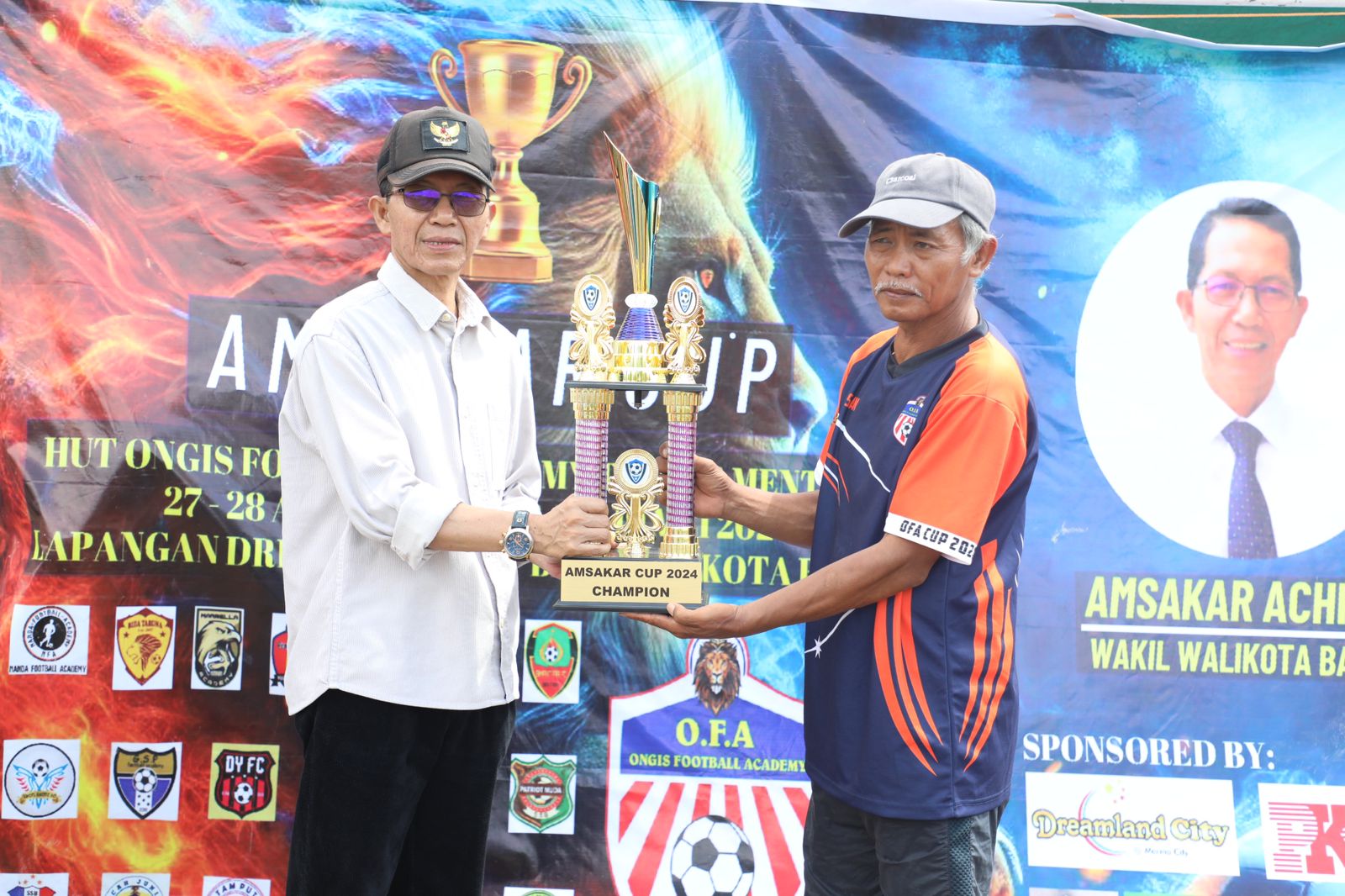 Wakil Walikota Batam Secara Resmi Menutup Kegiatan Amsakar CUP 2024