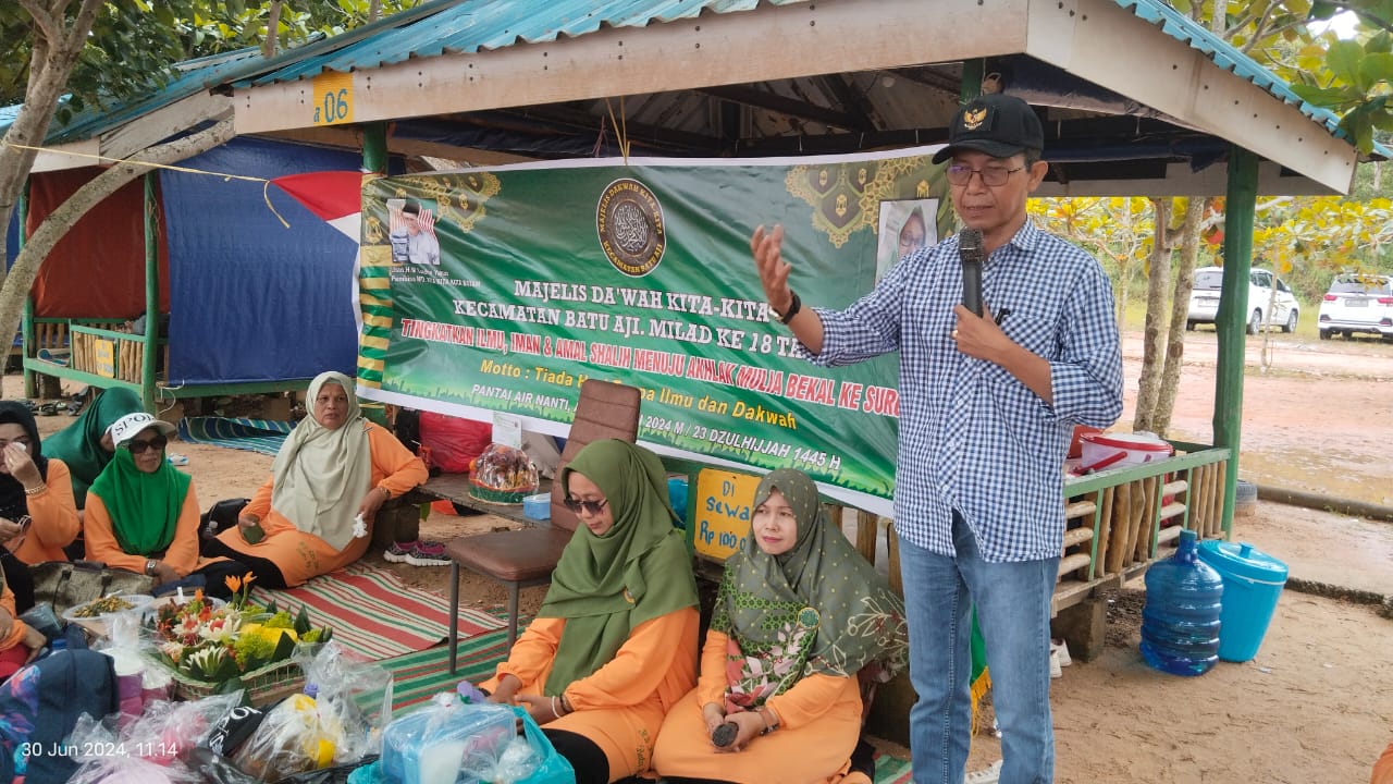 Amsakar Achmad Membersamai Majelis Taklim Kita Kita Batu Aji