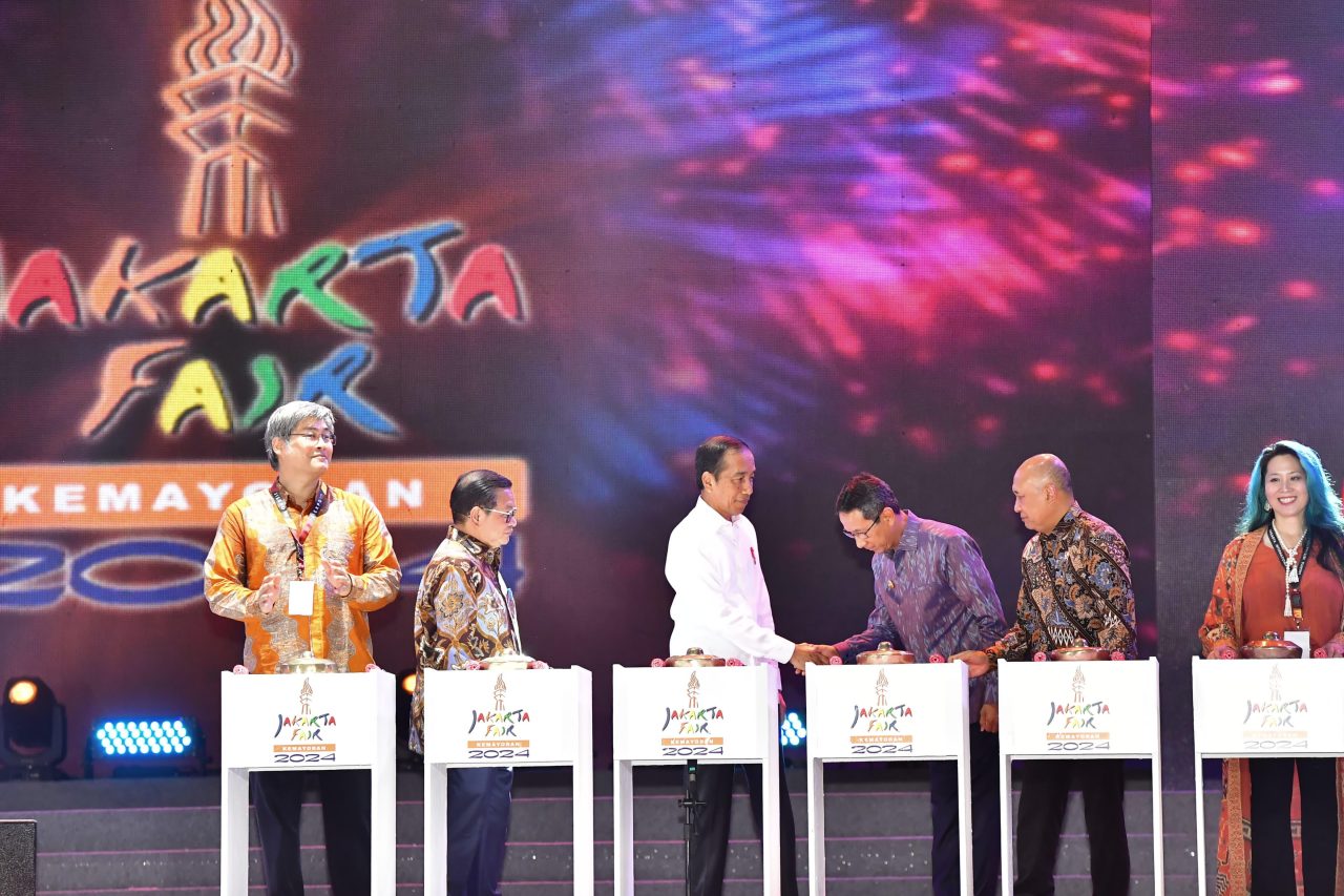 Presiden Jokowi Membuka Secara Resmi Jakarta Fair 2024