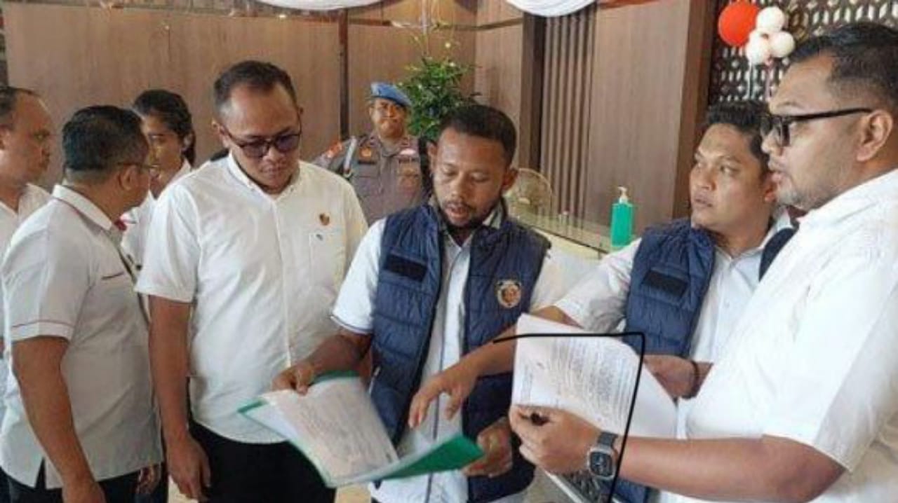 DPD LPRI Kepri Dukung Kapolresta Barelang Kombes Pol. Heribertus Ompusunggu Saat Geledah Kantor BP Batam