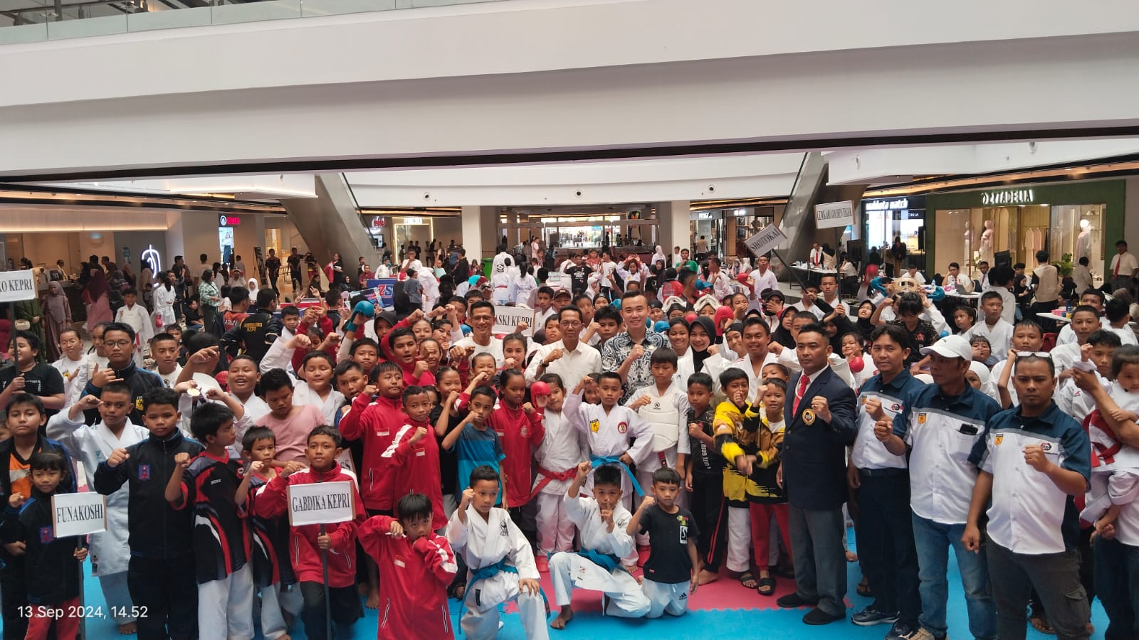 Wakil Walikota Batam Membuka Resmi Open Turnamen Saba Karate Piala Amsakar CUP II