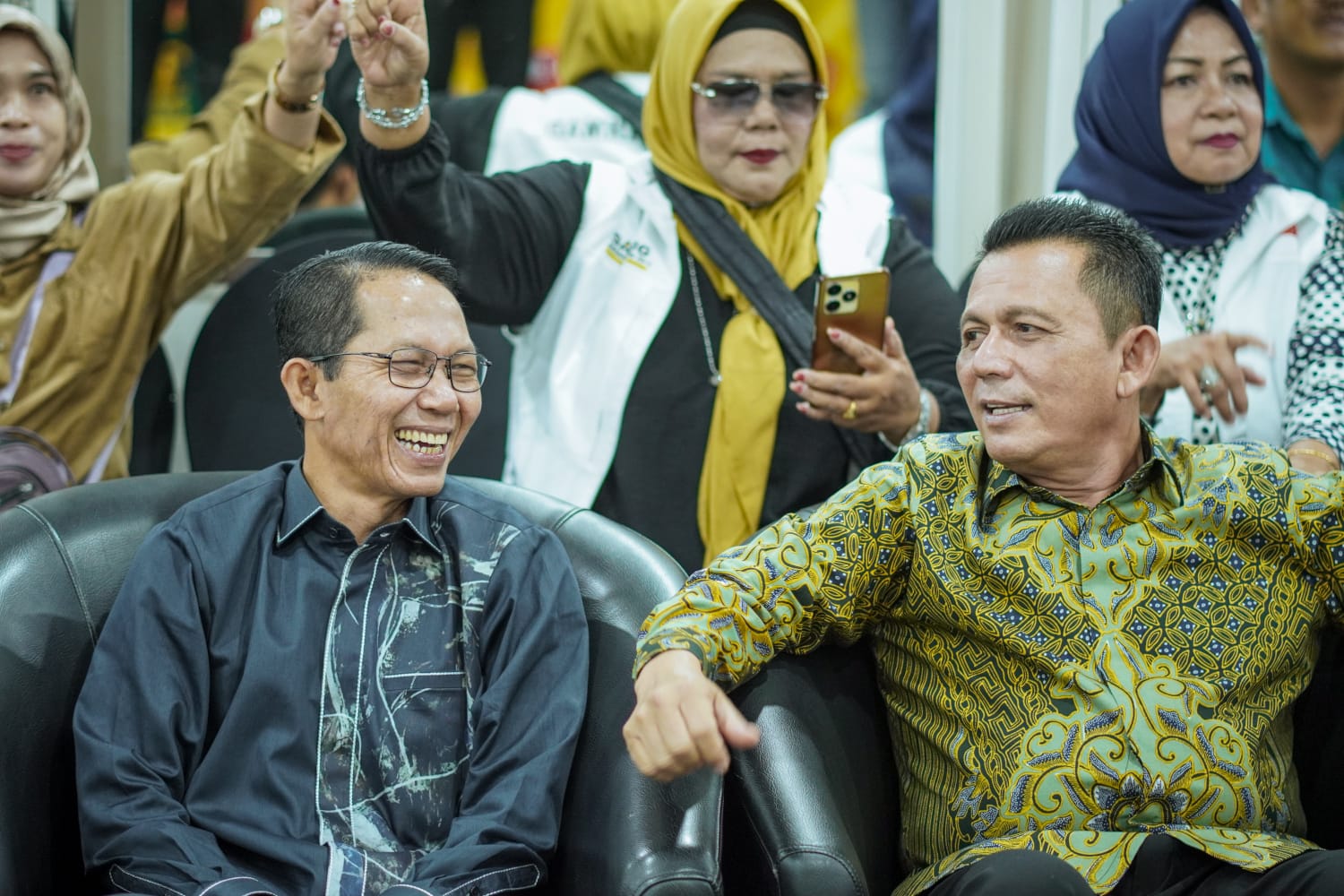 Amsakar Achmad Bangga Didukung Warga Batam Asal Kampar