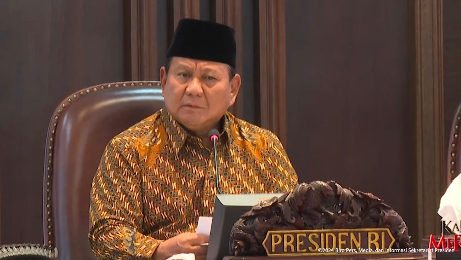 Presiden Prabowo Subianto Pimpin Sidang Kabinet Paripurna Merah Putih, Judi Online Jadi Sorotan