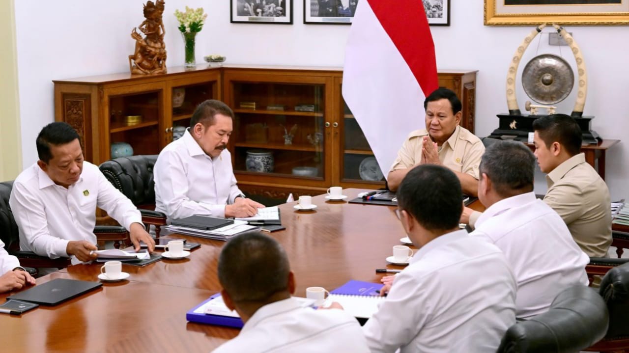 Bahas Korupsi dan Perizinan Ilegal, Presiden Prabowo Panggil Jaksa Agung Beserta Jajaran Jaksa Agung Muda