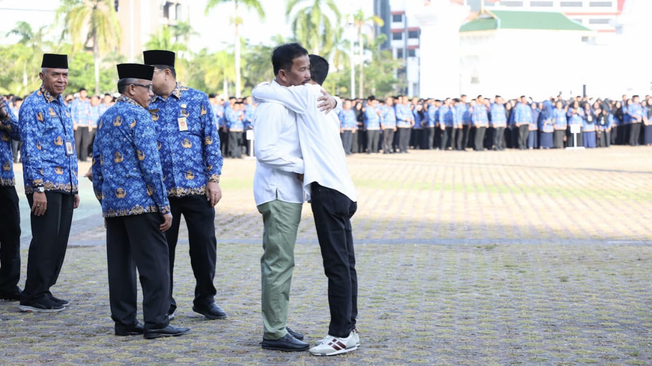 Apel Gabungan Pemko Batam, Amsakar: Rajut Kebersamaan dan Kekompakan untuk Majukan Batam