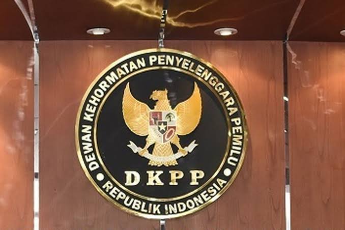 DKPP-RI Resmi Jatuhkan Sanksi Peringatan Kepada Lima Komisioner KPU dan Tiga Bawaslu di Nias Barat