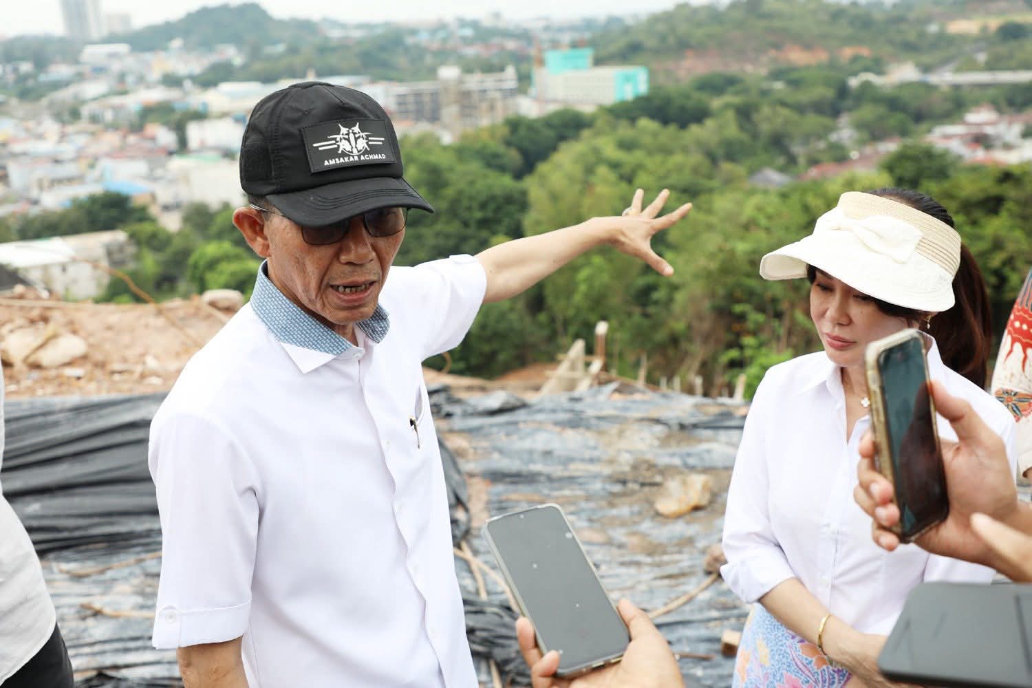 Jalan Rusak Hingga Ancam Keselamatan Masyarakat, Amsakar - Li Claudia Hentikan Kegiatan Cut and Fill di Kawasan Hotel Vista