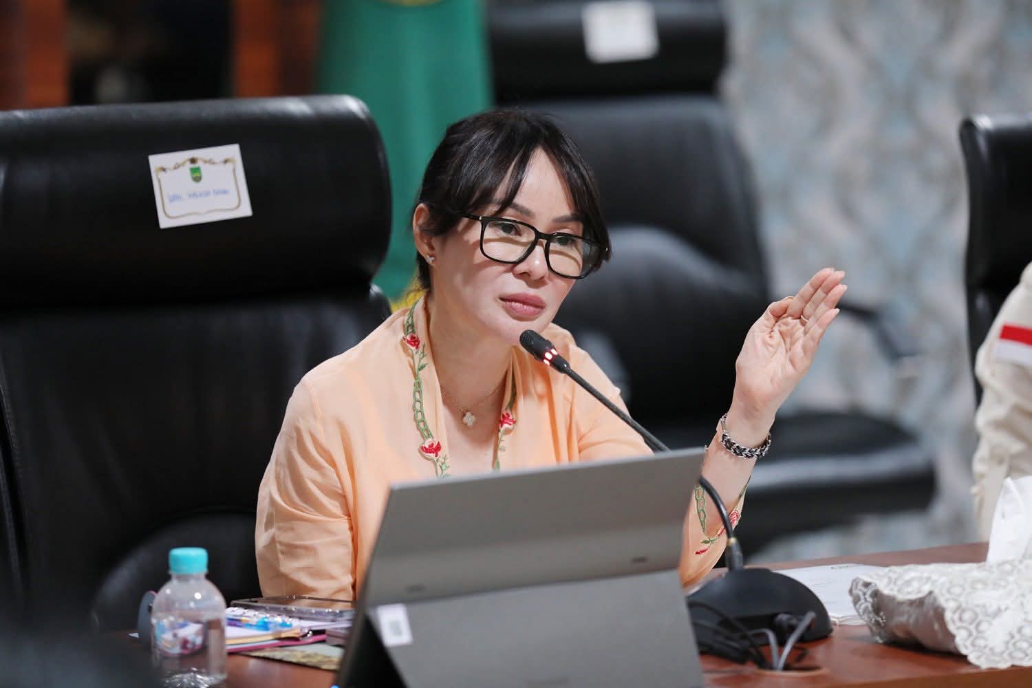 Li Claudia Chandra Perkuat Iklim Investasi dengan Sektor Perizinan di Batam