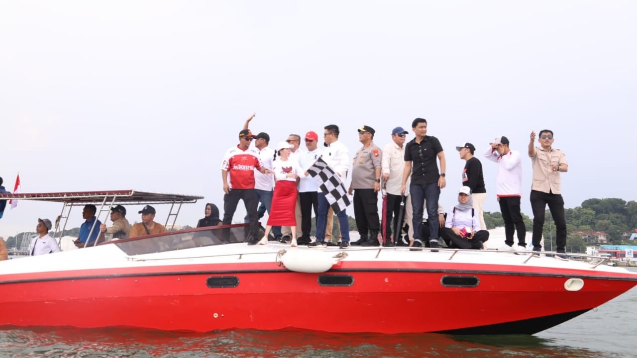 Meriahkan HUT RI ke-80 Pimpinan dan Anggota DPRD Kota Batam Sampan Layar Gerindra Cup I