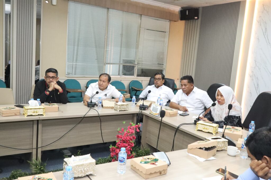 Bapemperda Bahas Naskah Akademik Ranperda Lingkungan Hidup