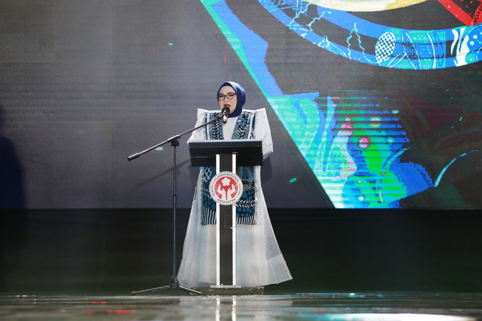 Erlita Amsakar Dorong Batik Batam Mendunia Lewat BBFW 2025