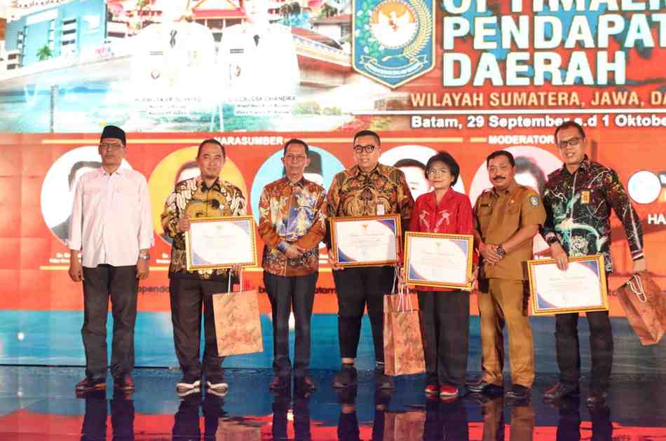 Resmi Dibuka, Ketua DPRD Kota Batam Hadiri Pembukaan Rakor Optimalisasi Pendapatan Daerah se-Wilayah Sumatera, Jawa, dan Kalimantan