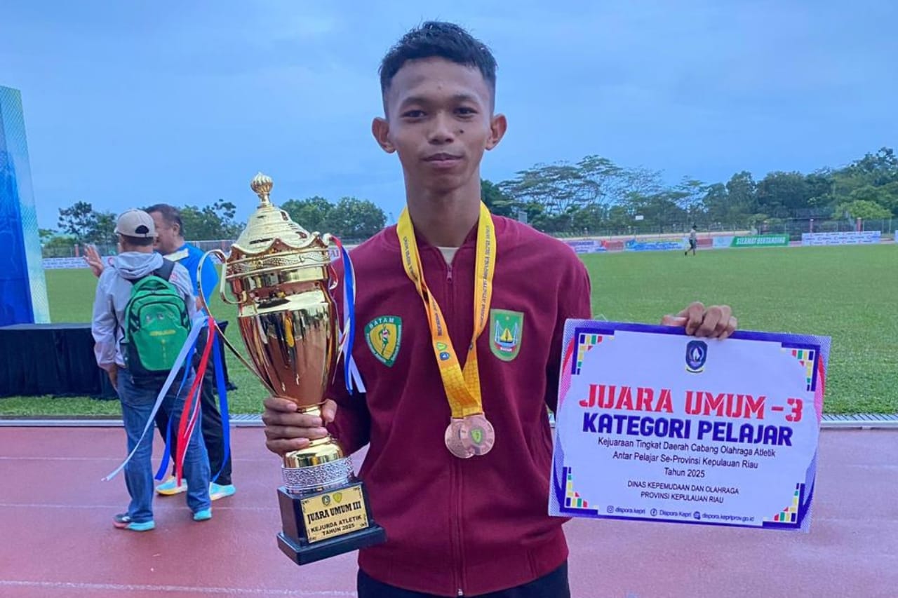 Siswa SMA Negeri 2 Batam, Muhammad Fathir