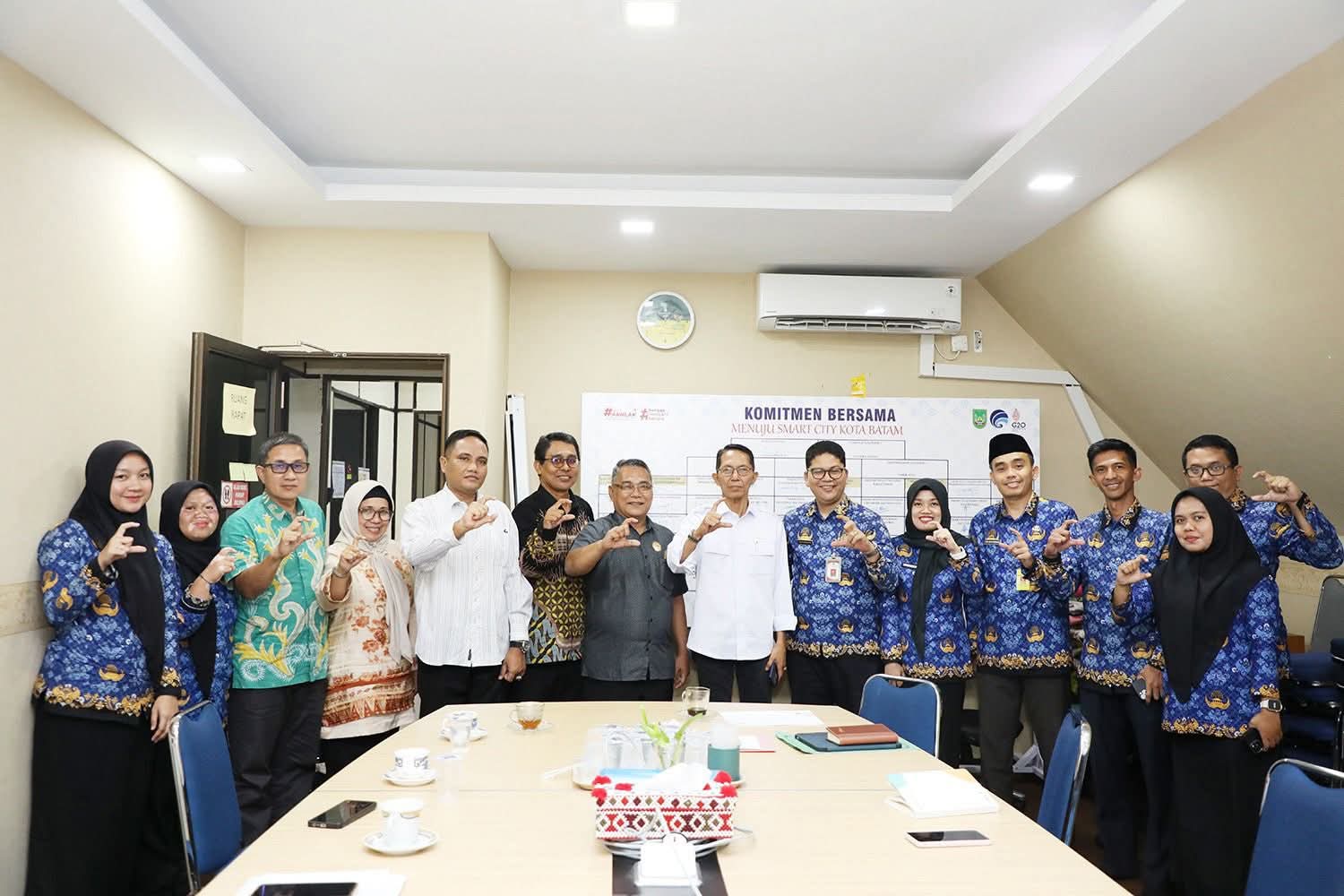 Tingkatkan Keterbukaan Informasi, Wali Kota Batam Terima Kunjungan Komisi Informasi Kepri