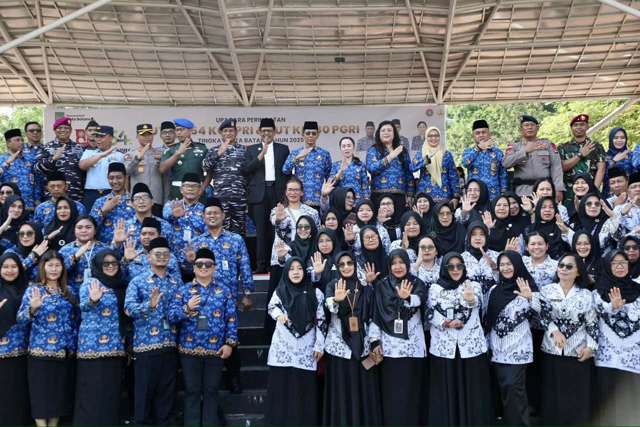 HUT Korpri dan PGRI Kota Batam 2025, Amsakar Dorong Pelayanan Publik Cepat dan Pendidikan Berkualitas