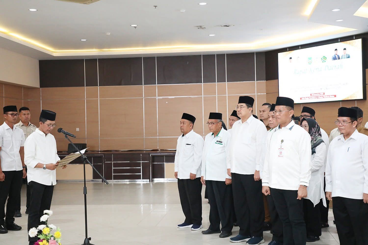Pertahankan Juara Umum MTQH Kepri, Wali Kota Amsakar Lantik Ketua dan Pengurus LPTQ Batam 2025-2030