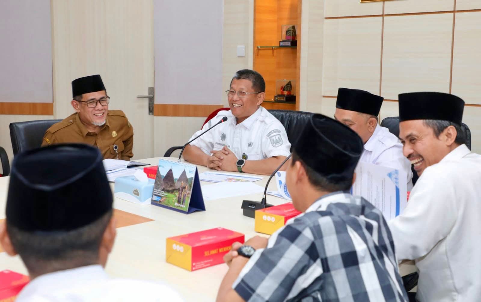 Tekankan Sinergi Lintas OPD, Sekda Kota Batam Firmansyah Pimpin Rapat Persiapan Haul Akbar XVI