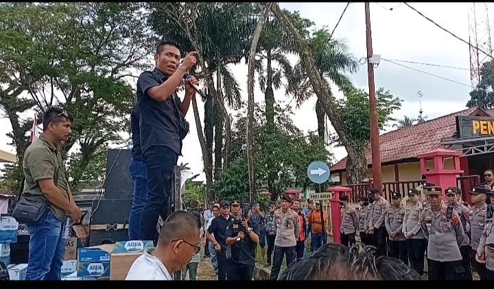 Hak Rakyat Nias Dirampas, Aksi Sah Dihalangi di Depan Aparat