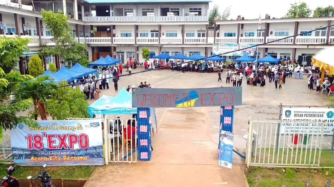 Kadis Pendidikan Kepri Andri Agung Terkesan Bungkam Saat Konfirmasi 3 Kali Terkait Pungutan 25 Ribu Per Siswa di SMA Negeri 18 Kota Batam