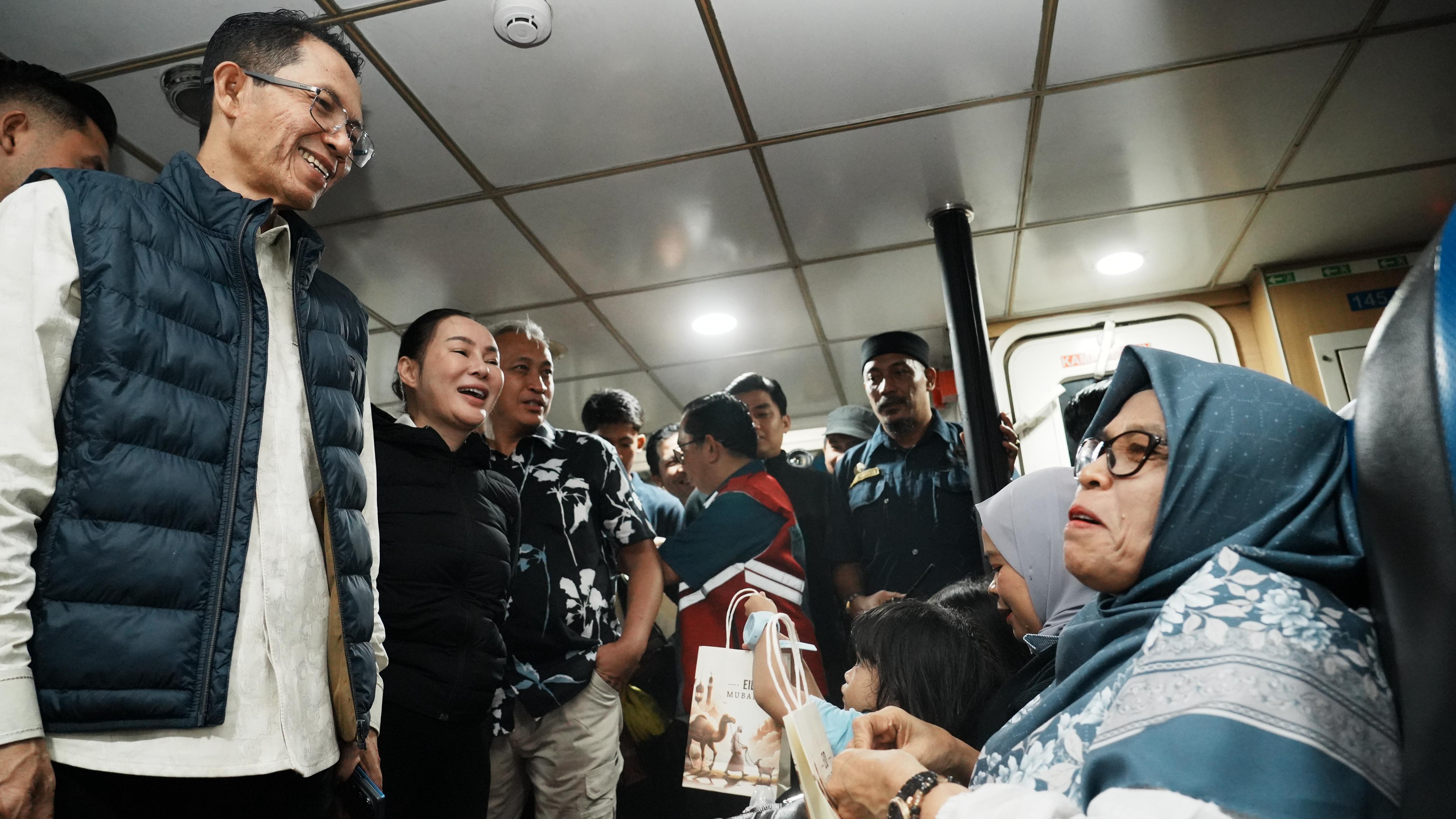 Amsakar dan Li Claudia Pantau Arus Mudik Lebaran 2026
