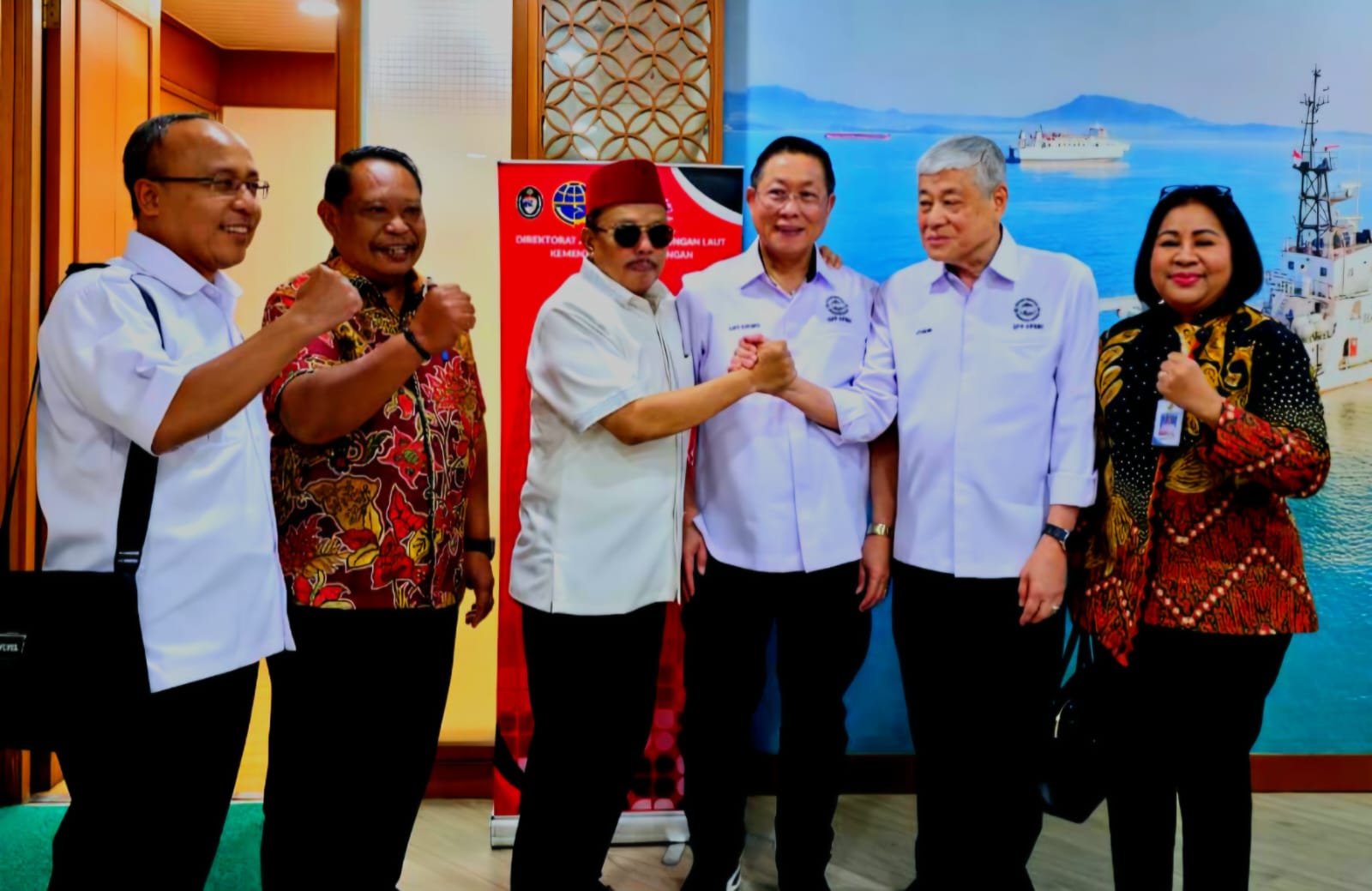 Berakhir Damai Dirjen Hubla Mediasi Pertikaian APBMI vs Koperasi TKBM Pelabuhan
